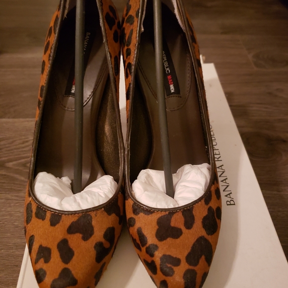Banana Republic mad men heels - Picture 1 of 4